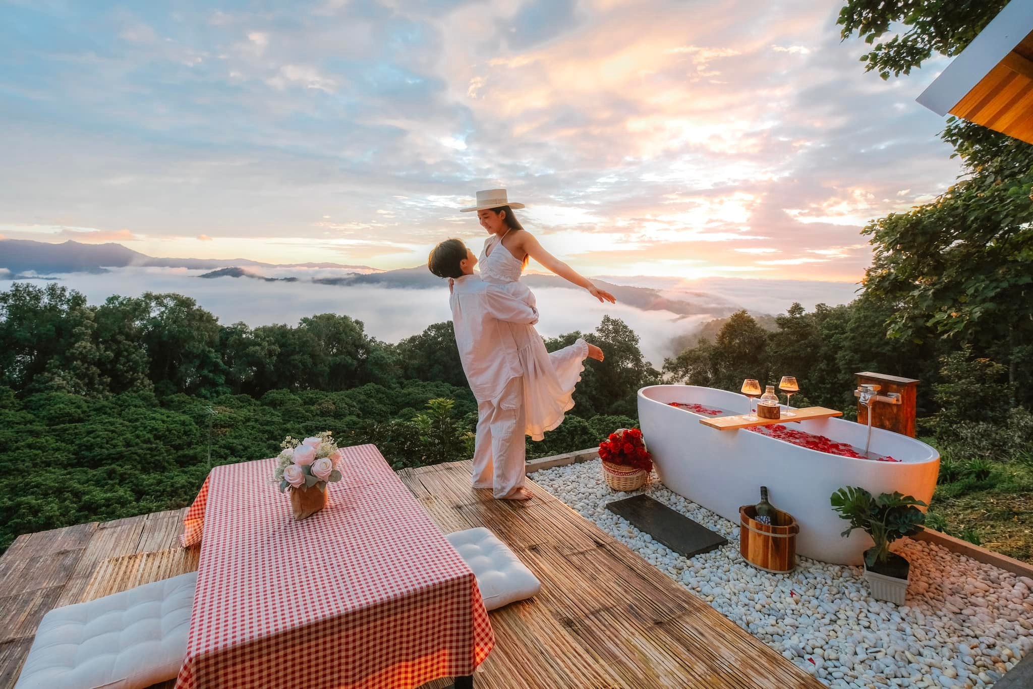 พื้นที่นั่งเล่นชมวิว